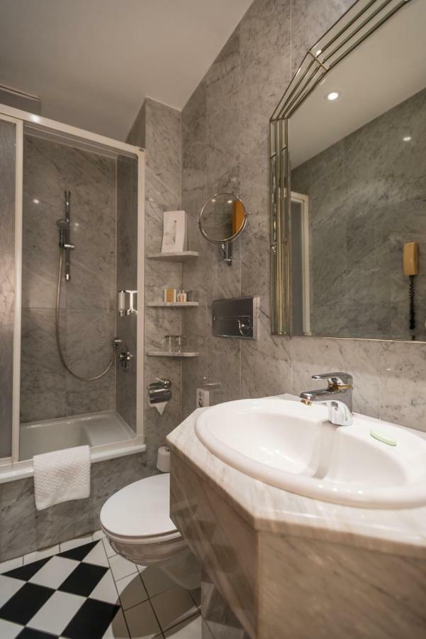 Hotel Heinz Höhr-Grenzhausen Dış mekan fotoğraf